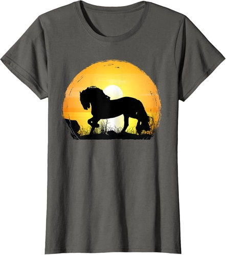 Foto de Sunset Horse Breed Silhouette - Friesian T-Shirt