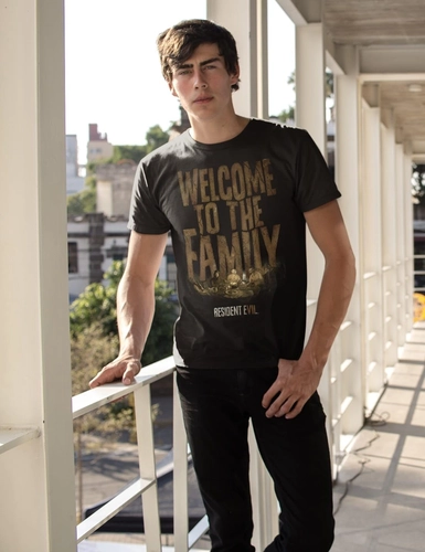 Foto de Resident Evil Horror Science Fiction Video Game Welcome Black Adult T-Shirt Tee