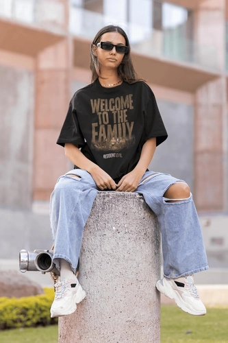 Foto de Resident Evil Horror Science Fiction Video Game Welcome Black Adult T-Shirt Tee